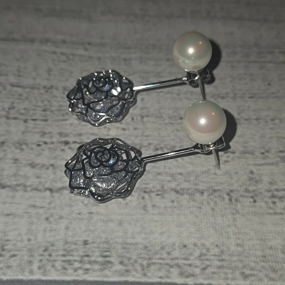 18K White Gold Plated Sterling Silver Shell Pearl & Swarovski Drop Earrings